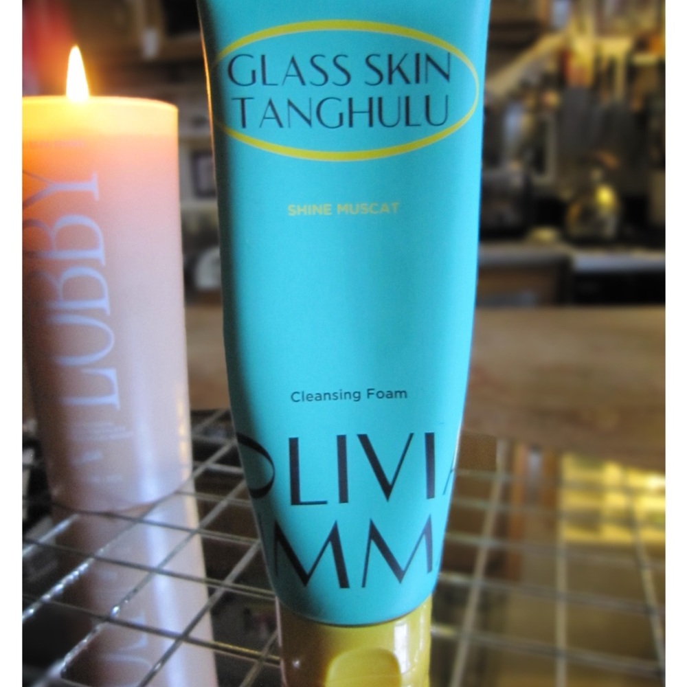 Olivia Umma Tanghulu Glass Skin Cleansing Foam